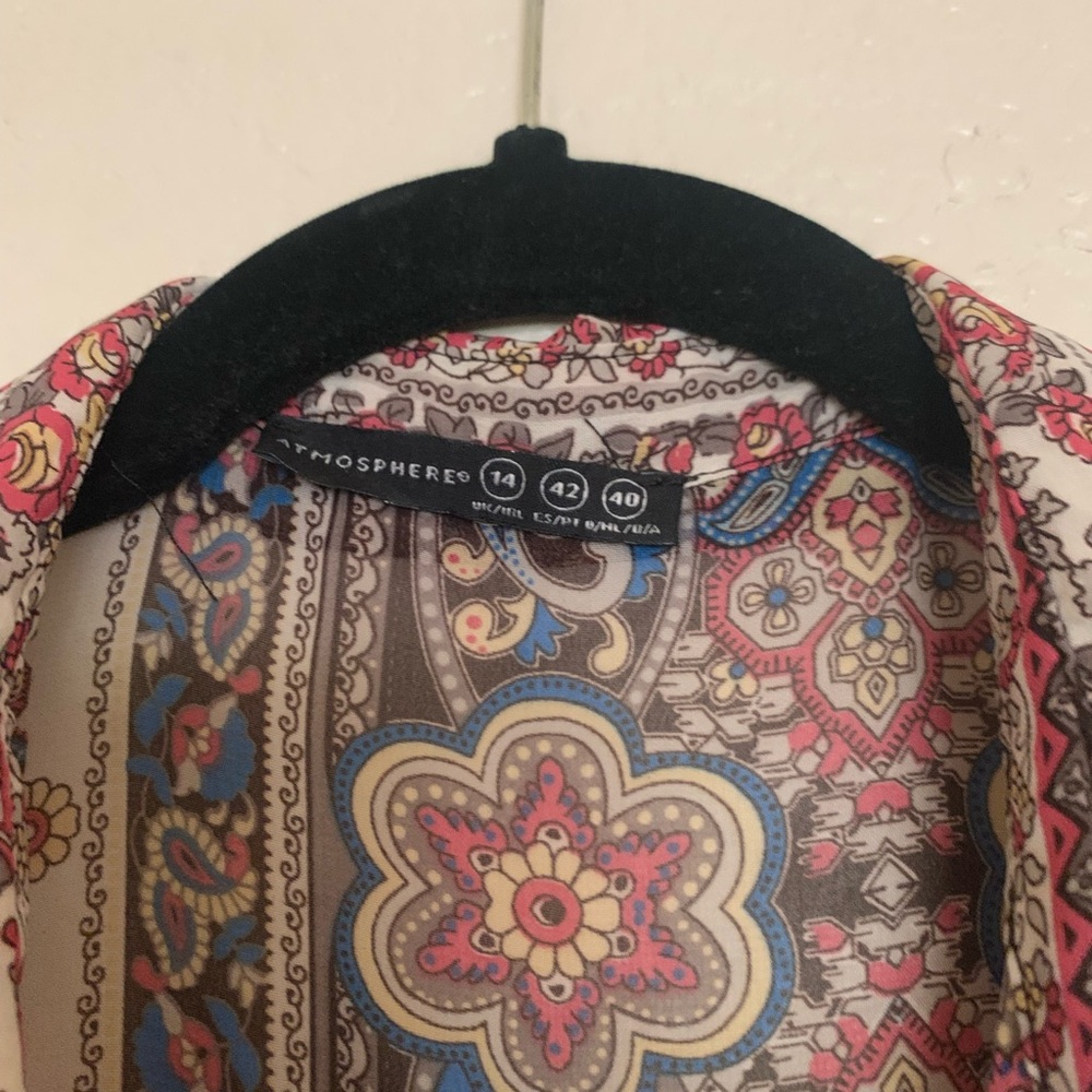 Printed button up - Picture 2 of 2
